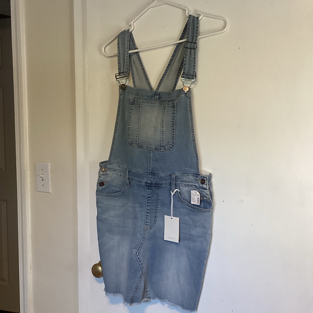KanCan Light Blue Denim Skirtall sz large nwt